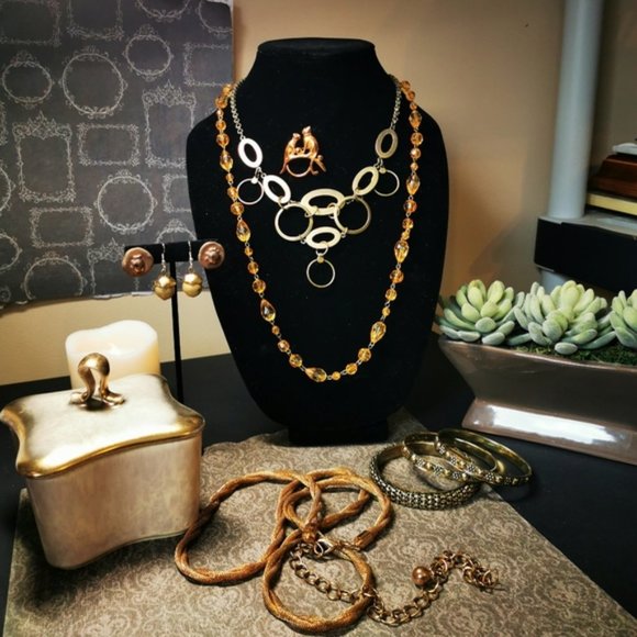 Lot of Jewelry Trinket Dish and Trinket Copper Ladybugs - Picture 1 of 16